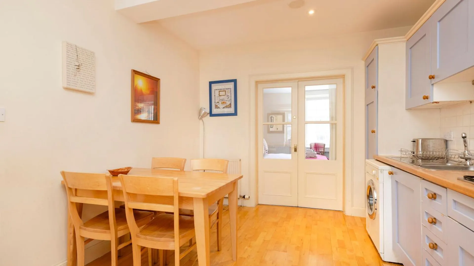 Ferienwohnung Joivy Gorgeous 2-Bed Flat Near Edinburgh Castle 0*,  Großbritannien