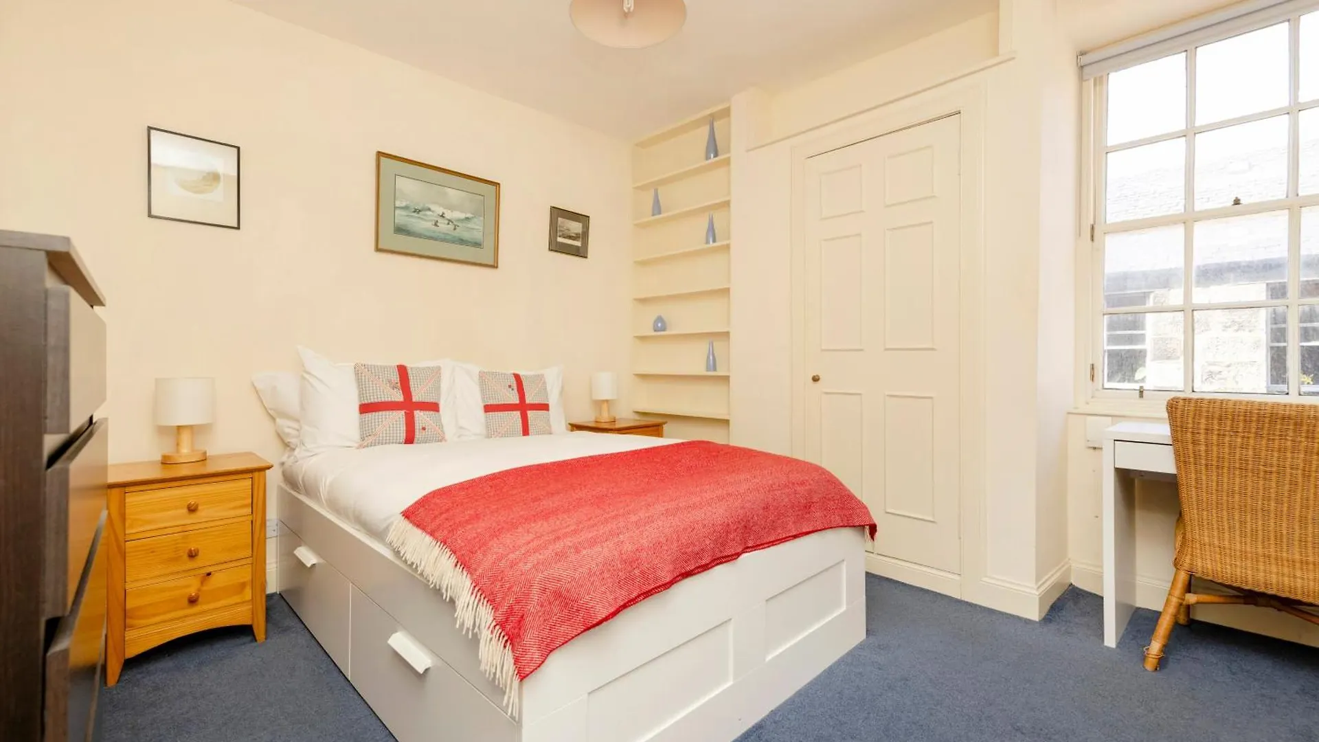 Joivy Gorgeous 2-Bed Flat Near Edinburgh Castle Apartment
